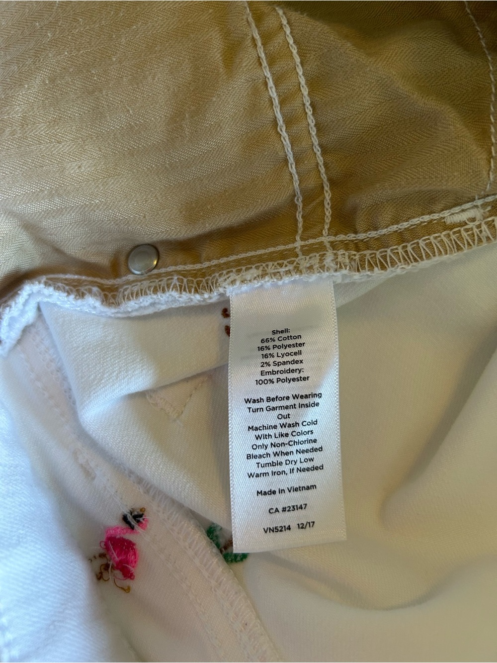 🌴🦩Talbots White Denim 7” Mid-rise Shorts Pink Flamingo & Green Palm Embroidery - Picture 10 of 11